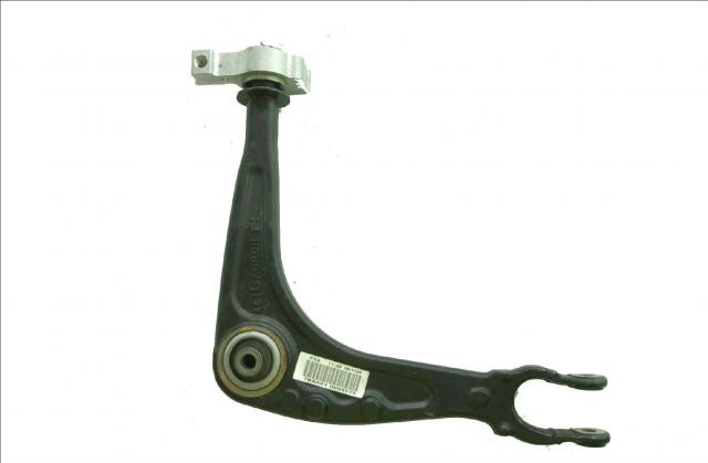 http://www.forum-peugeot.com/Forum/mesimages/24698/bras de suspension.jpg